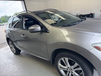 Used 2010 Nissan Murano LE w/ Navigation Pkg image 1
