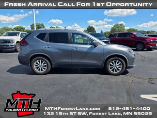 Used 2020 Nissan Rogue SV image 1