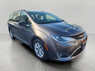 Used 2017 Chrysler Pacifica Touring-L w/ Tire & Wheel Group image 1