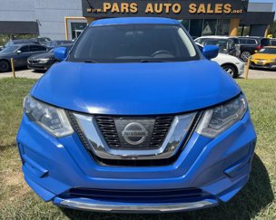 Used 2017 Nissan Rogue S image 1