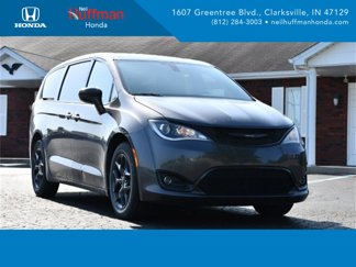 Used 2019 Chrysler Pacifica Touring Plus w/ S Appearance Package image 1