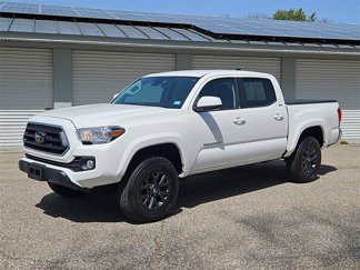 Used 2022 Toyota Tacoma SR5 image 1
