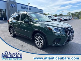 Used 2022 Subaru Forester Premium image 1