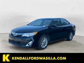 Used 2013 Toyota Camry XLE image 1