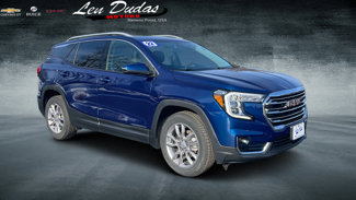 Certified 2022 GMC Terrain SLT w/ Infotainment Package II image 1