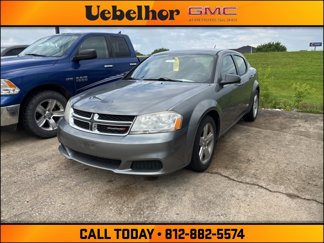 Used 2013 Dodge Avenger SE image 1