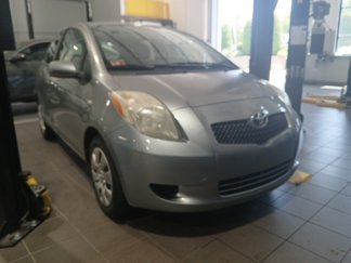 Used 2008 Toyota Yaris 2-Door Hatchback image 1
