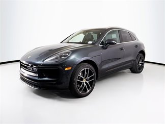 Certified 2022 Porsche Macan image 1