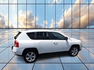 Used 2013 Jeep Compass Latitude image 1