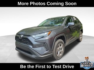 Used 2022 Toyota RAV4 XLE image 1