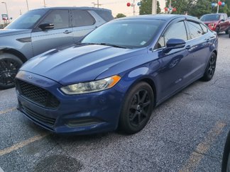Used 2016 Ford Fusion SE image 1
