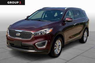 Used 2017 Kia Sorento LX w/ LX Convenience Package image 1