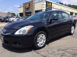 Used 2010 Nissan Altima 2.5 S image 1