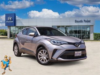 Used 2020 Toyota C-HR LE image 1