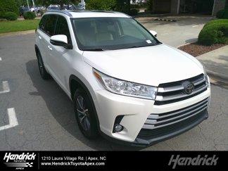 Used 2017 Toyota Highlander XLE image 1