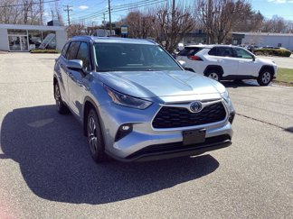 Used 2021 Toyota Highlander XLE image 1
