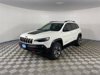 Used 2019 Jeep Cherokee Trailhawk image 1