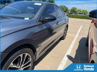 Used 2024 Volkswagen Jetta Sport image 1