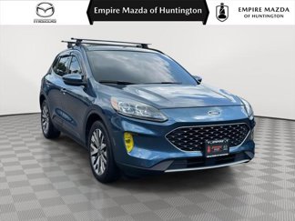 Used 2020 Ford Escape Titanium w/ Titanium Premium Package 2.0 image 1