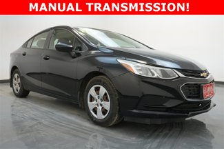 Used 2017 Chevrolet Cruze LS image 1