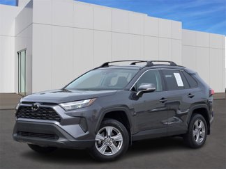 Used 2022 Toyota RAV4 XLE image 1