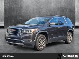 Used 2017 GMC Acadia SLE image 1