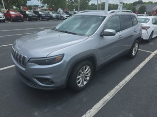 Used 2019 Jeep Cherokee Latitude w/ Popular Appearance Group image 1
