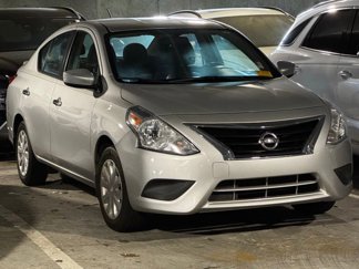 Used 2019 Nissan Versa SV image 1