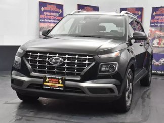 Used 2023 Hyundai Venue SEL w/ Cargo Package image 1