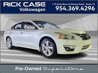 Used 2015 Nissan Altima 2.5 SV image 1