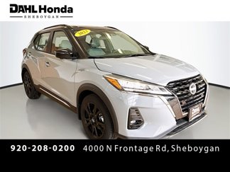 Used 2023 Nissan Kicks SR w/ SR Premium Package image 1