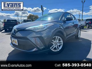 Used 2021 Toyota C-HR XLE image 1