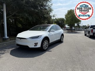 Used 2019 Tesla Model X image 1