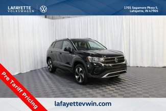 New 2024 Volkswagen Taos SE image 1