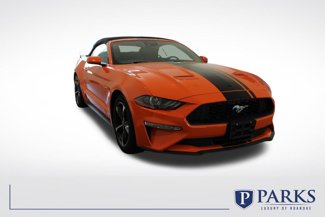 Used 2021 Ford Mustang Convertible w/ Equipment Group 101A image 1