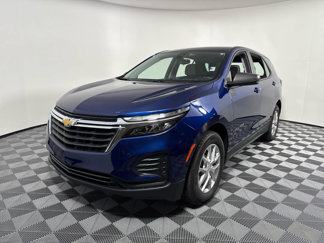 Used 2022 Chevrolet Equinox LS image 1