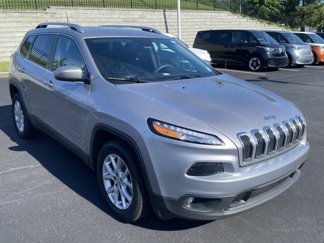 Used 2018 Jeep Cherokee Latitude Plus w/ Comfort/Convenience Group image 1