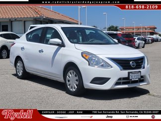 Used 2016 Nissan Versa SV image 1