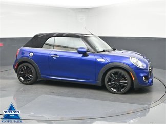 Used 2019 MINI Cooper S image 1