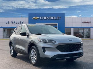 Used 2022 Ford Escape SE w/ Cold Weather Package image 1