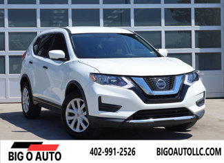 Used 2017 Nissan Rogue S image 1