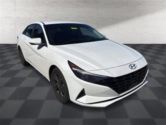 Used 2022 Hyundai Elantra SEL w/ Convenience Package image 1