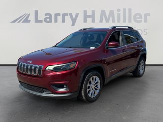Used 2019 Jeep Cherokee Latitude w/ Popular Appearance Group image 1