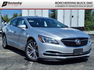 Used 2017 Buick LaCrosse Essence image 1