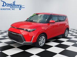 Used 2024 Kia Soul LX image 1