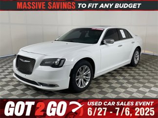 Used 2016 Chrysler 300 C image 1