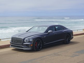 New 2025 Bentley Flying Spur Plug-In Hybrid image 1