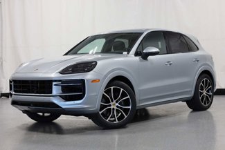 Used 2024 Porsche Cayenne image 1