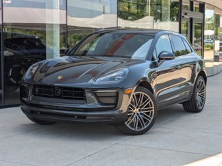 Certified 2024 Porsche Macan image 1