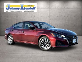 Used 2024 Nissan Altima 2.5 SV image 1